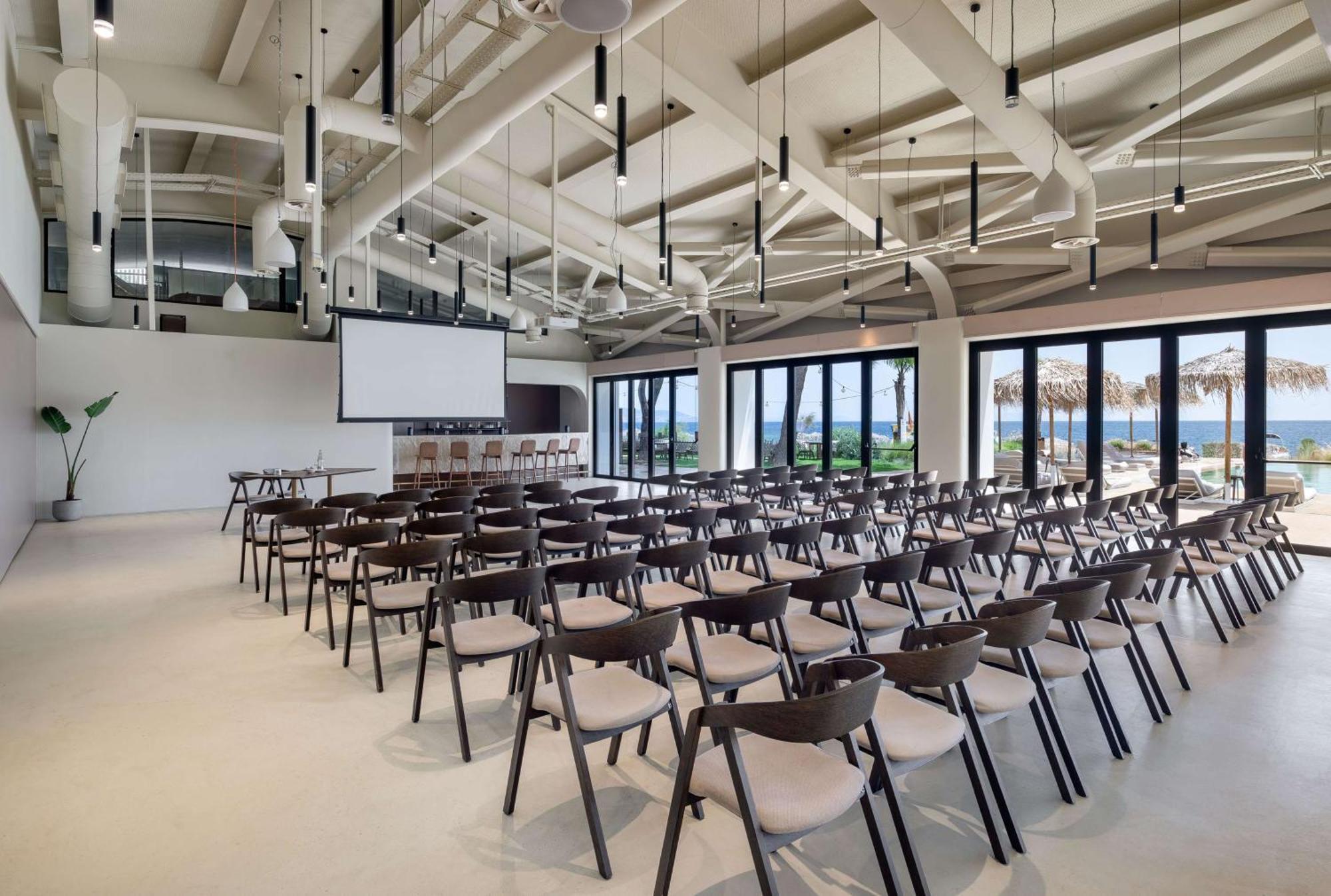 Isla Brown Corinthia Resort & Spa, Curio Collection By Hilton Agioi Theodoroi Exterior foto The Westin Resort & Spa, Desaru Coast